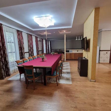 Green Land Hotel Aktobe Exterior photo