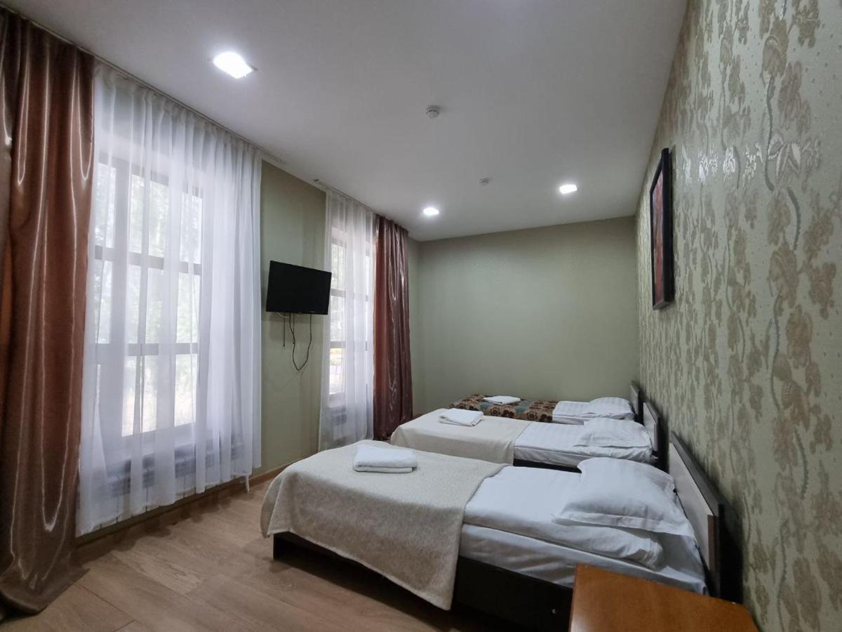 Green Land Hotel Aktobe Exterior photo