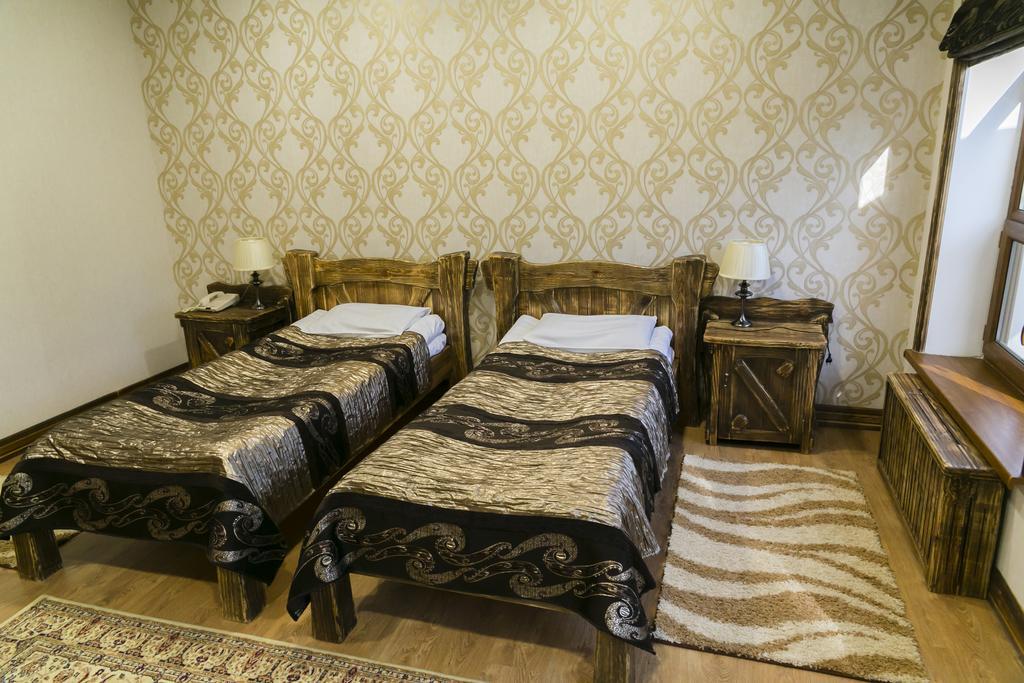 Green Land Hotel Aktobe Room photo
