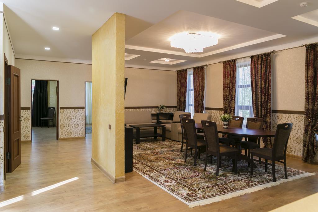 Green Land Hotel Aktobe Room photo